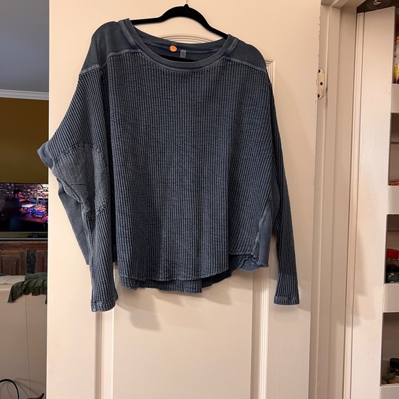 Free People One Blake Waffle Knit Pullover in Dark Denim - Size Small NWOT - Picture 6 of 8